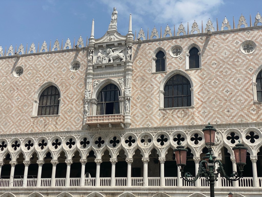 Doge's Palace, facade
