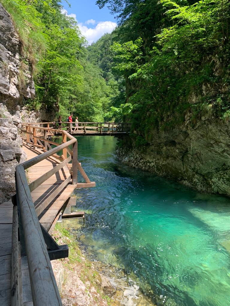 wooden walkway giving access to the gorge